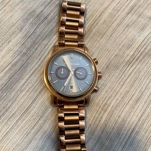 Michael Kors rose gold watch